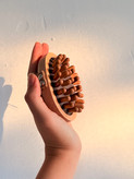 ماساژور سر چوبی عنکبوتی